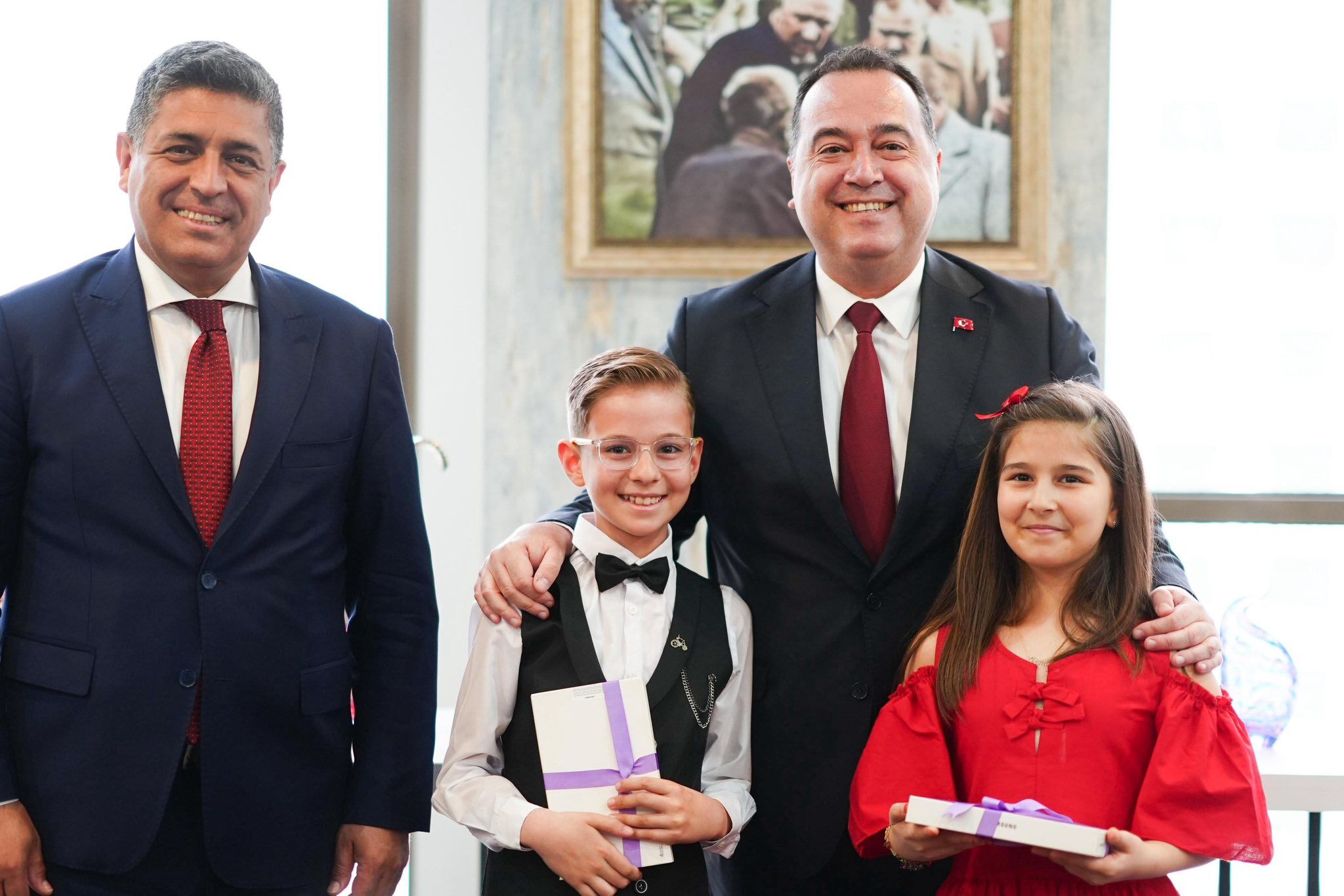 677944394 1404729398359445 6495203309915129253 N