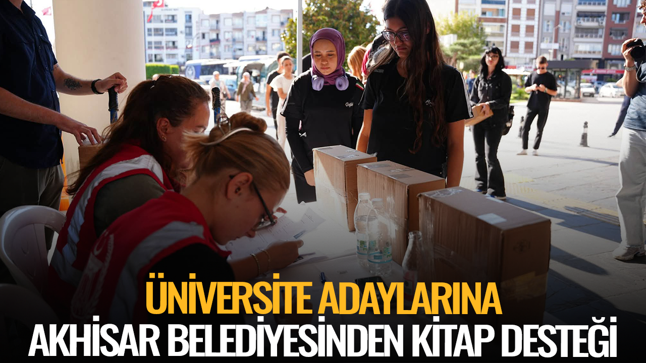 Üniversite Adaylarına Akhisar Belediyesinden Kitap Desteği