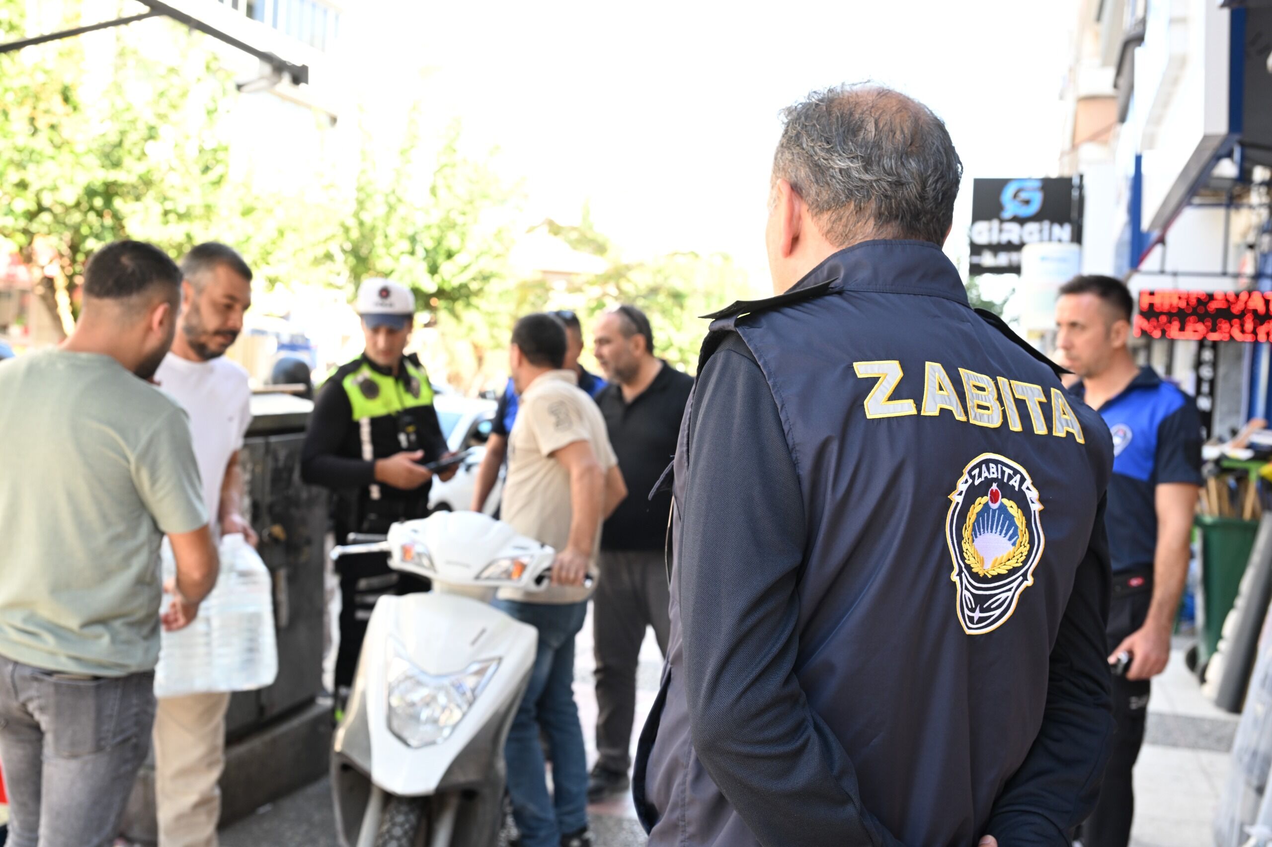 Büyükşehir Ve Emniyet’ten Kaldırım İşgallerine Ortak Denetim (11)