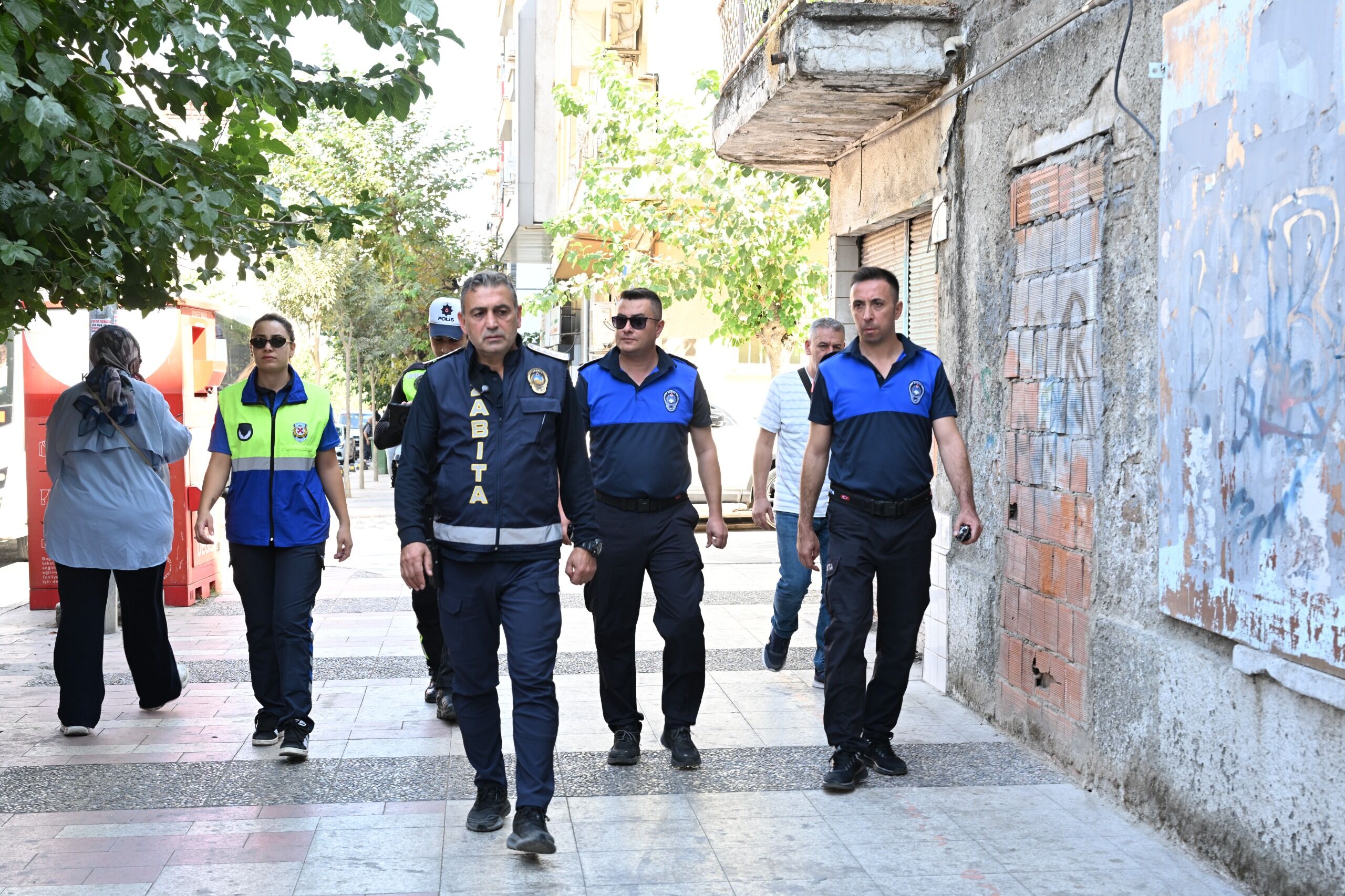Büyükşehir Ve Emniyet’ten Kaldırım İşgallerine Ortak Denetim (6)